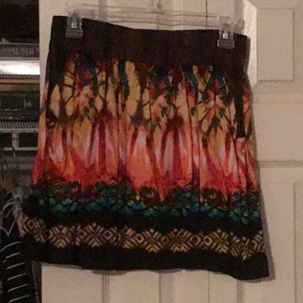 CLOSET CLEAN OUT cute tropical pattern mini skirt